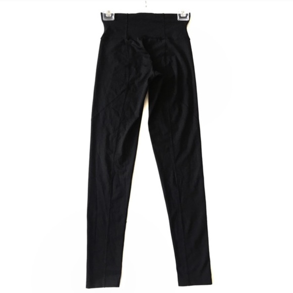 SPANX TAKES OFF SHAPING LEGGINGS SOFT BLACK - Picture 3 of 6
